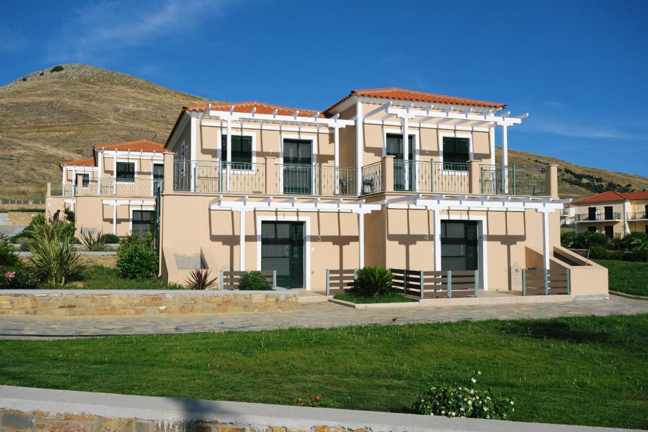 Captains View Apartments Plati  Exterior photo